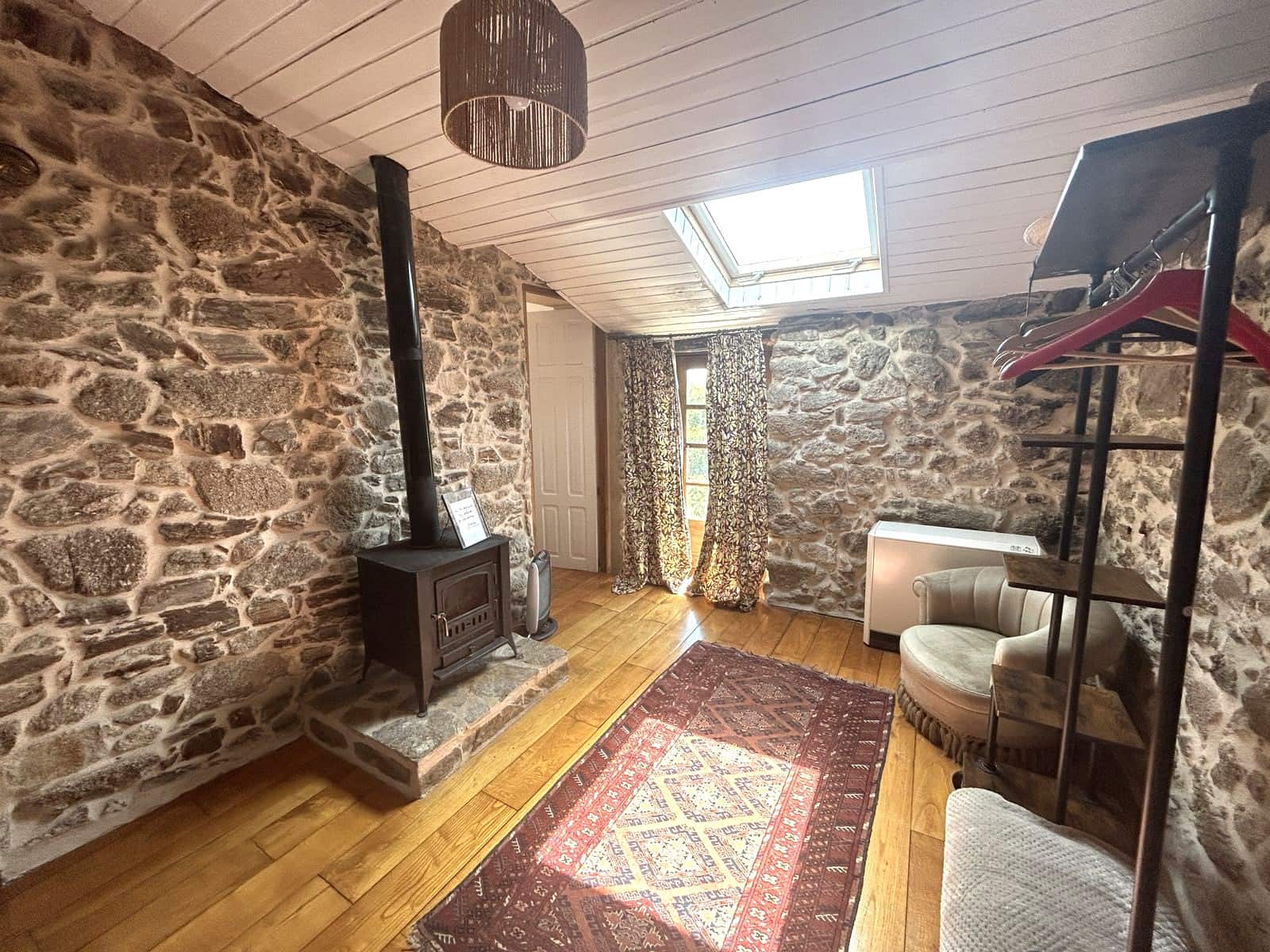3 makuuhuone Maalaistalo myytävänä paikassa Panton - 250 000 € (Ref: 9902588)