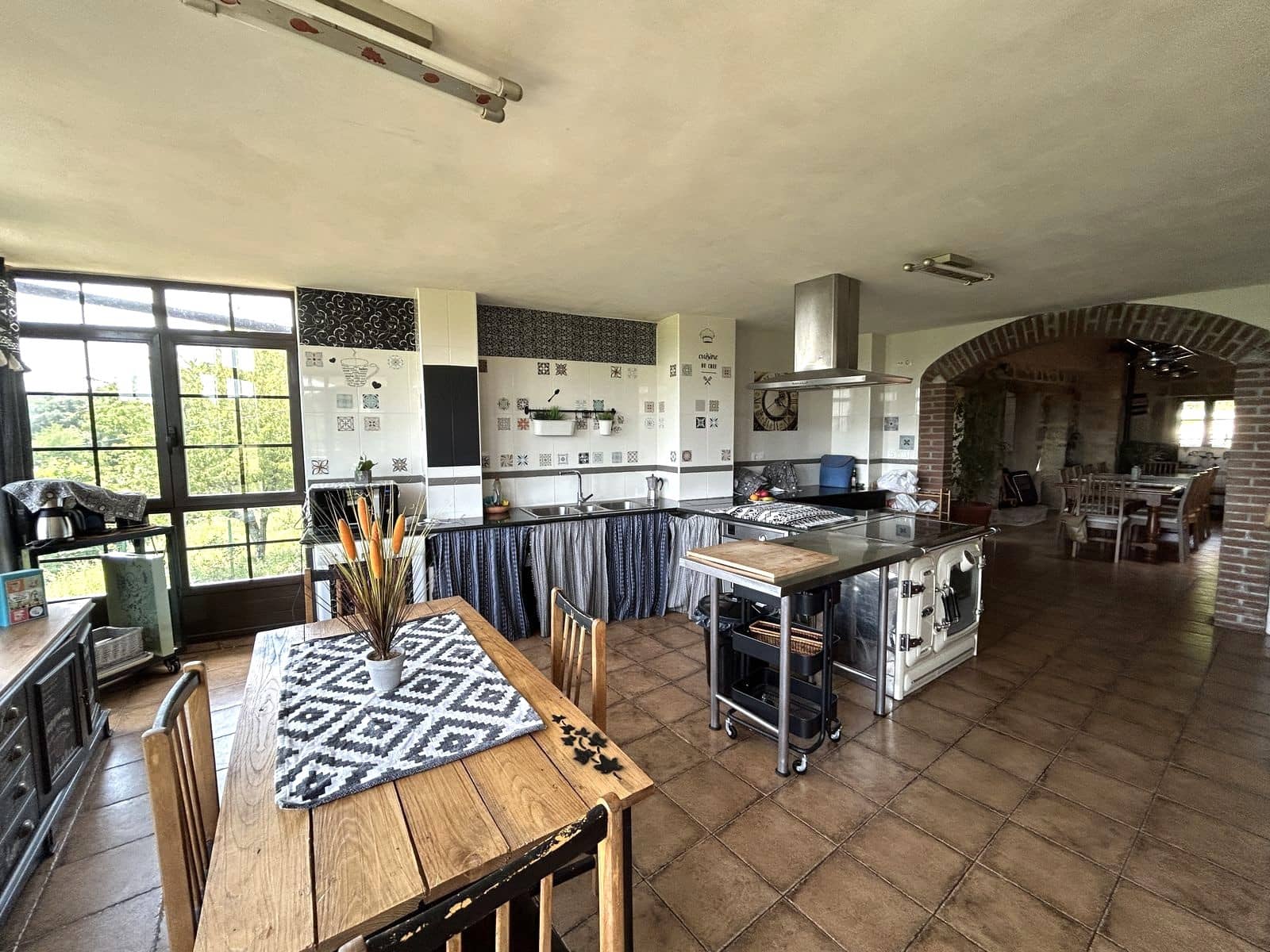 6 slaapkamer Finca/Landhuis te koop in Panton met garage - € 360.000 (Ref: 9926346)
