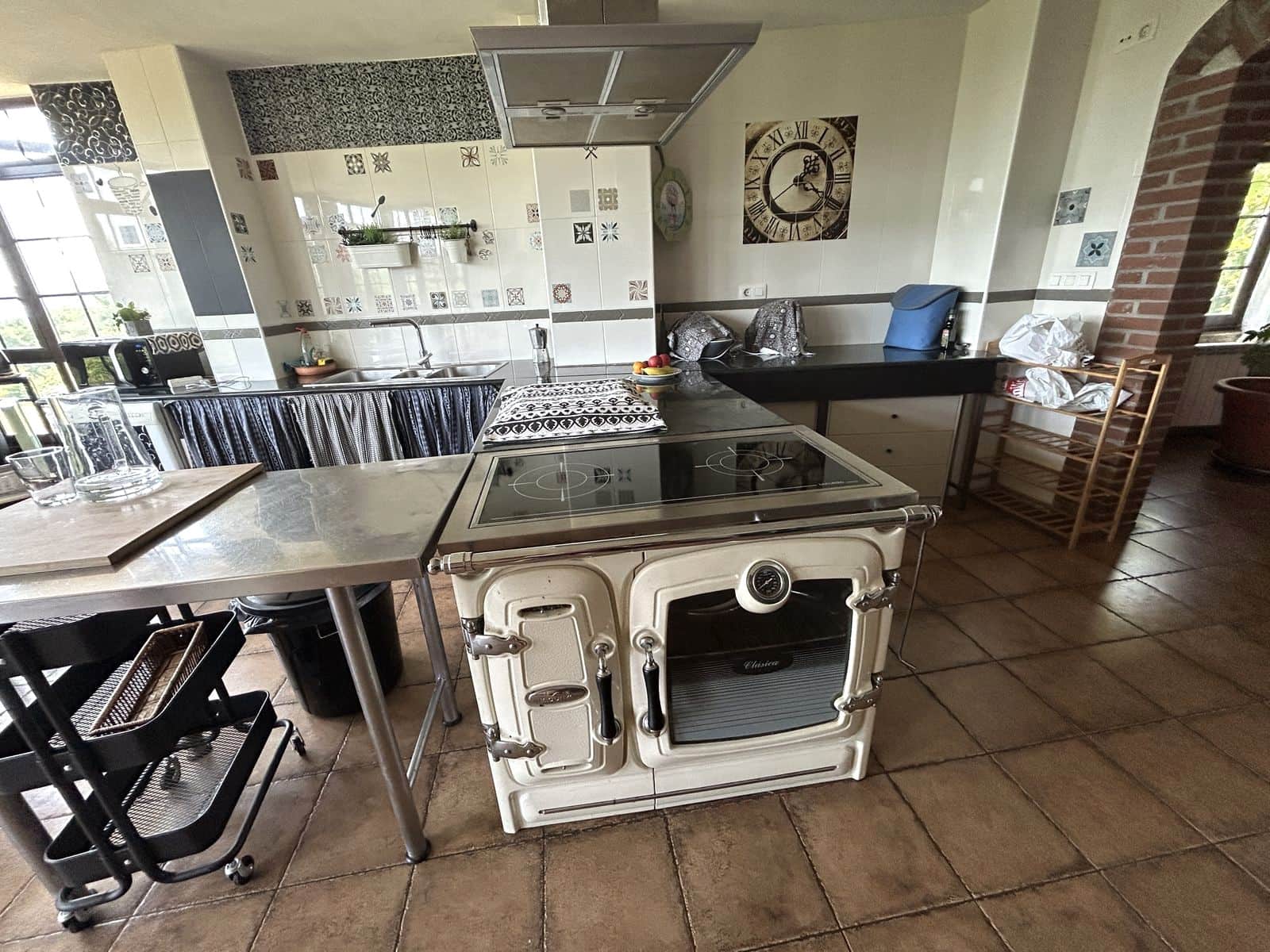 6 slaapkamer Finca/Landhuis te koop in Panton met garage - € 360.000 (Ref: 9926346)