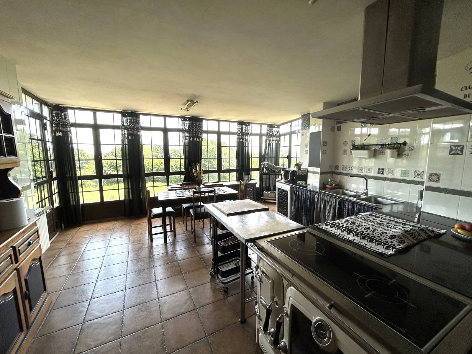 6 slaapkamer Finca/Landhuis te koop in Panton met garage - € 360.000 (Ref: 9926346)