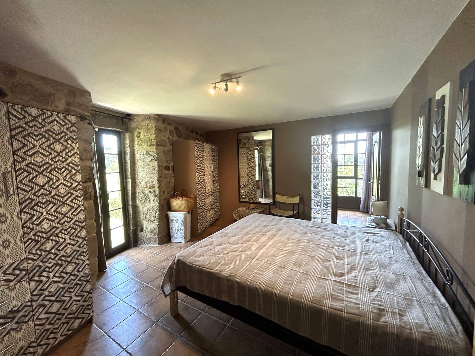 6 slaapkamer Finca/Landhuis te koop in Panton met garage - € 360.000 (Ref: 9926346)