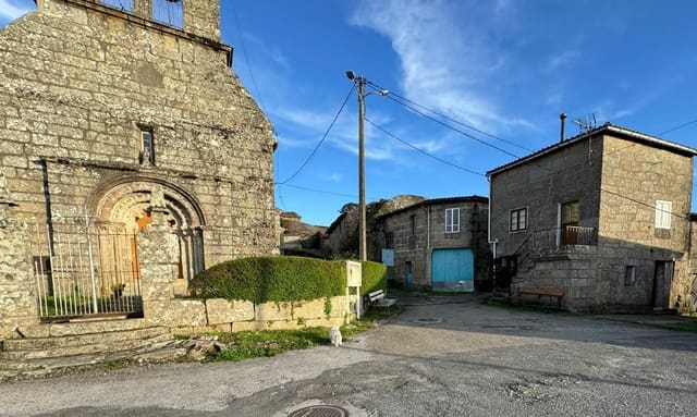 2 chambre Finca/Maison de Campagne à vendre à Nogueira de Ramuín - 17 000 € (Ref: 9941482)