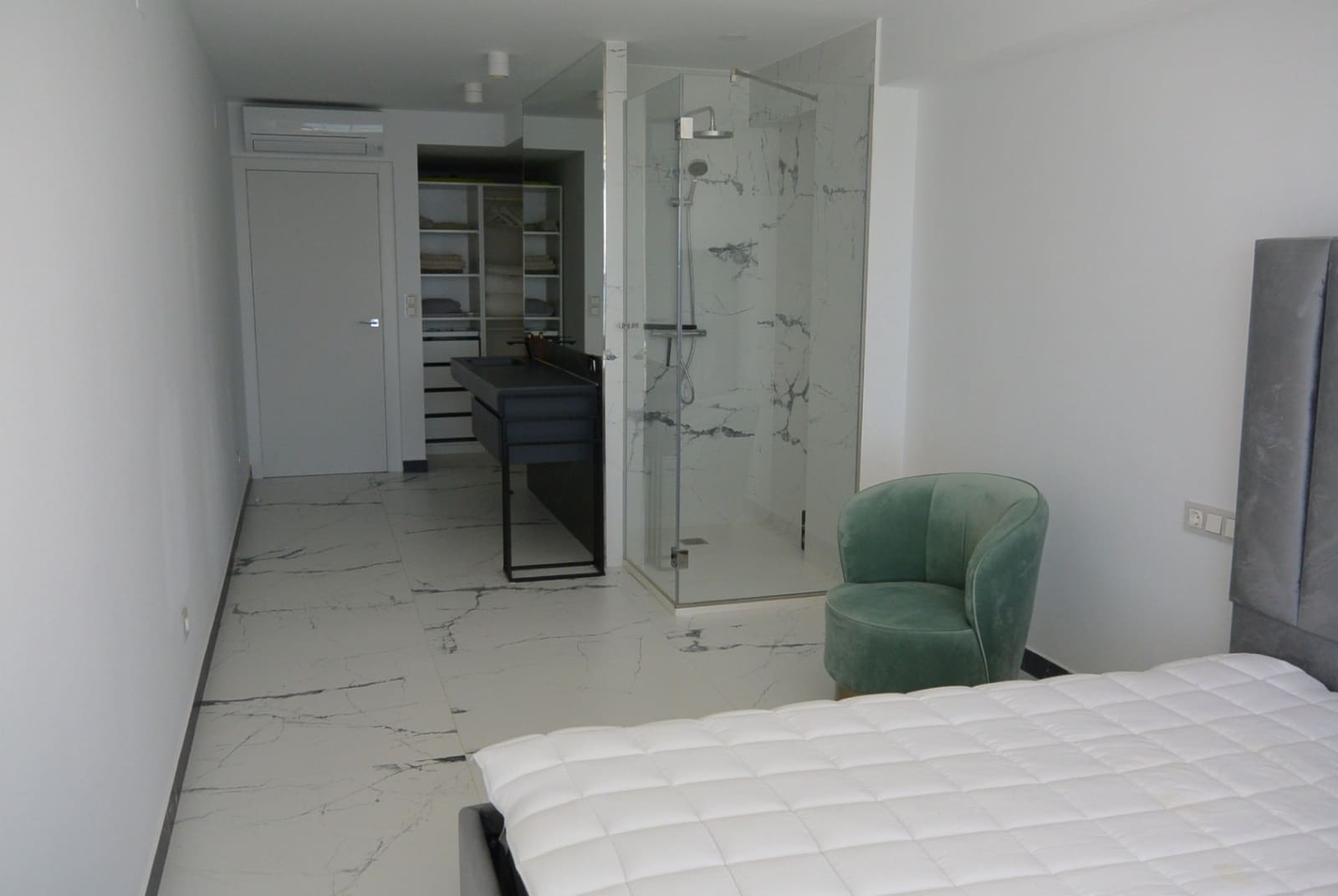 3 makuuhuone Huoneisto myytävänä paikassa Altea mukana 
autotalli - 575 000 € (Ref: 9895310)