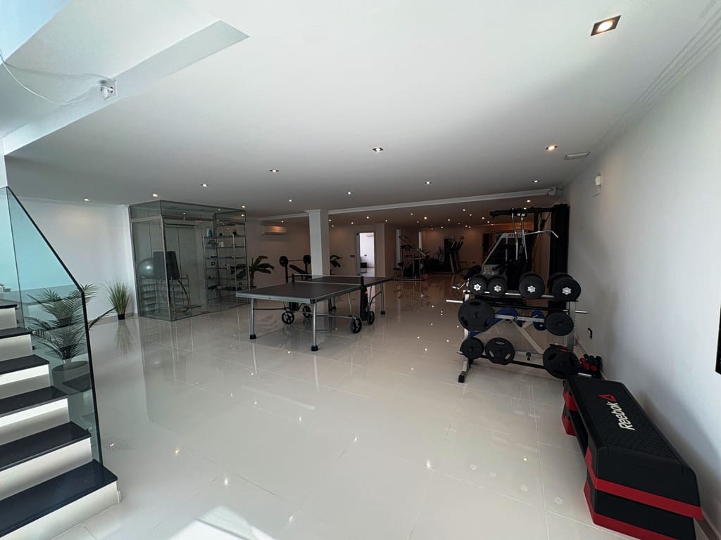 4 sovrum Villa till salu i Calpe / Calp - 3 995 000 € (Ref: 9895311)