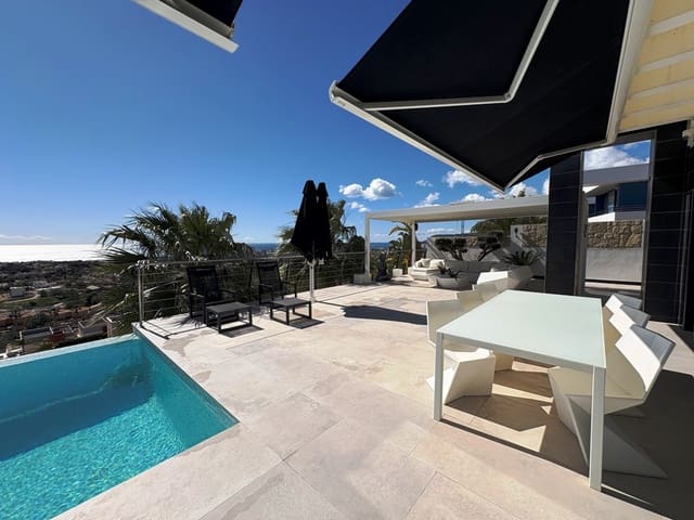 4 slaapkamer Villa te koop in Calpe / Calp - € 3.995.000 (Ref: 9895311)