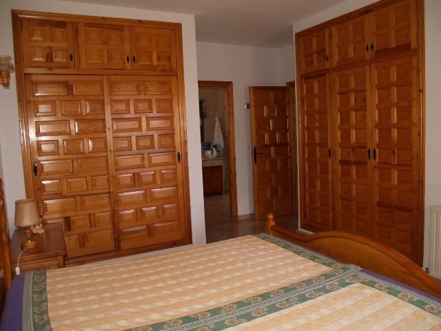 5 sovrum Villa till salu i Calpe / Calp med garage - 995 000 € (Ref: 9895312)