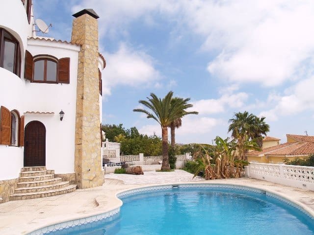 5 sovrum Villa till salu i Calpe / Calp med garage - 995 000 € (Ref: 9895312)