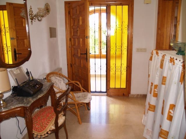 5 sovrum Villa till salu i Calpe / Calp med garage - 995 000 € (Ref: 9895312)
