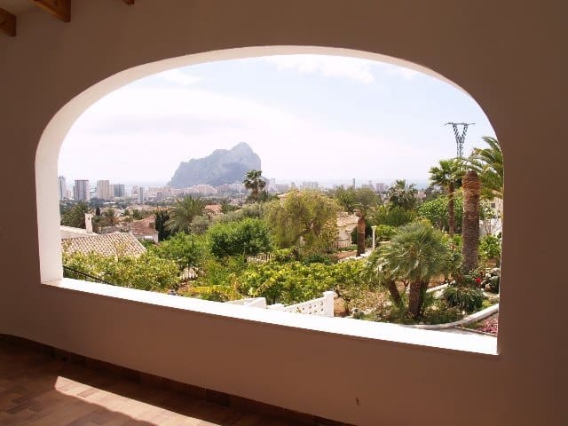 5 sovrum Villa till salu i Calpe / Calp med garage - 995 000 € (Ref: 9895312)