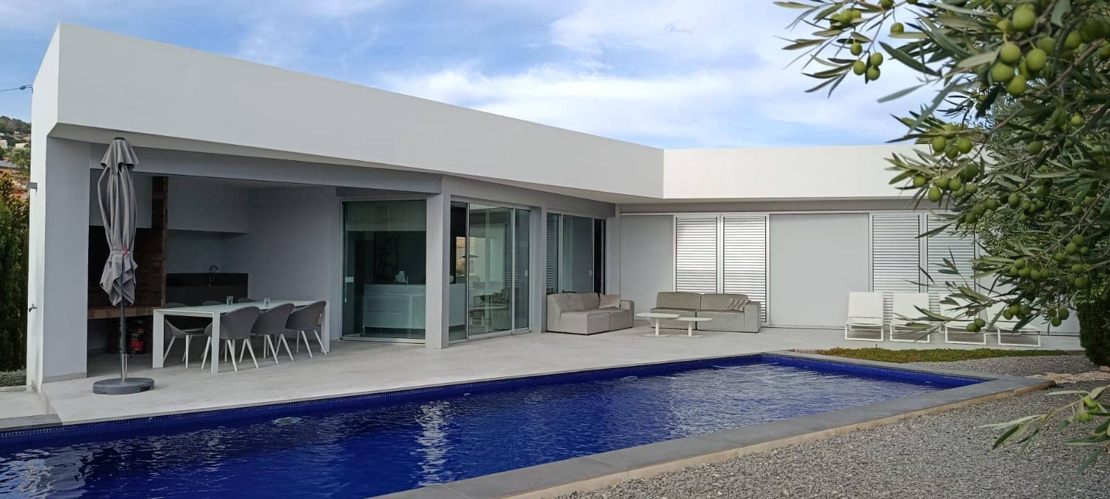 4 Zimmer Villa zu verkaufen in Calpe / Calp mit Garage - 1.250.000 € (Ref: 9895314)