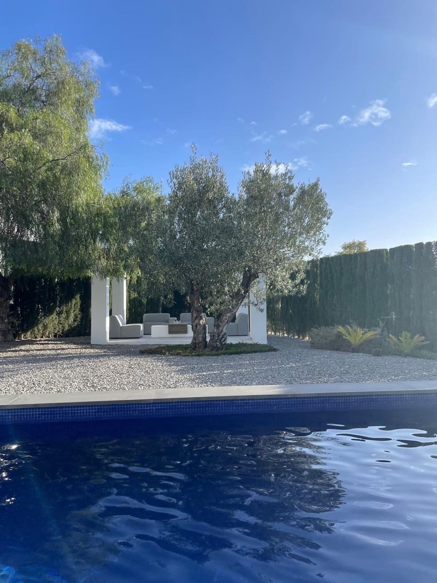 4 Zimmer Villa zu verkaufen in Calpe / Calp mit Garage - 1.250.000 € (Ref: 9895314)