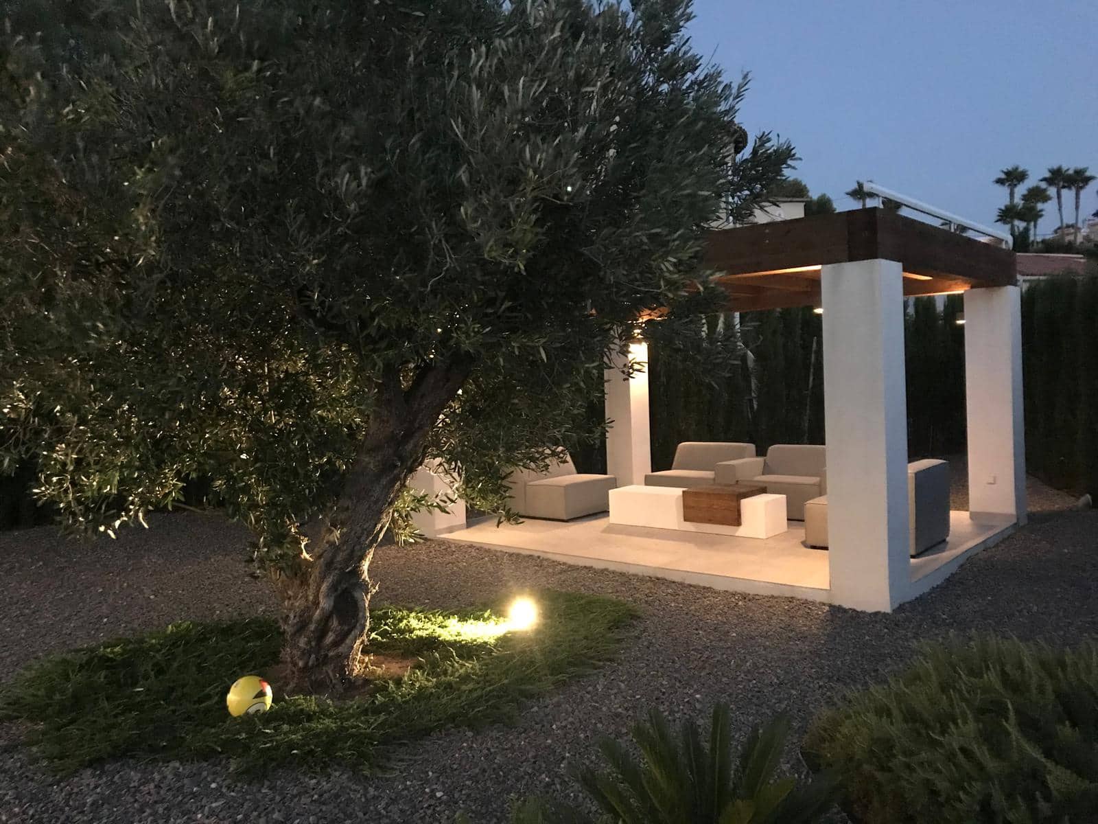 4 Zimmer Villa zu verkaufen in Calpe / Calp mit Garage - 1.250.000 € (Ref: 9895314)