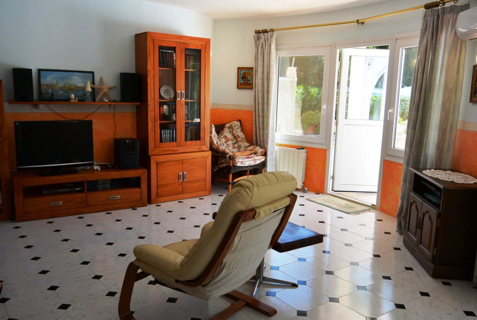 6 Zimmer Villa zu verkaufen in Calpe / Calp mit Garage - 599.990 € (Ref: 9897270)