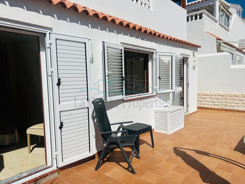 4 soveværelse Villa til salg i La Caleta Adeje med swimmingpool - € 1.400.000 (Ref: 10054942)
