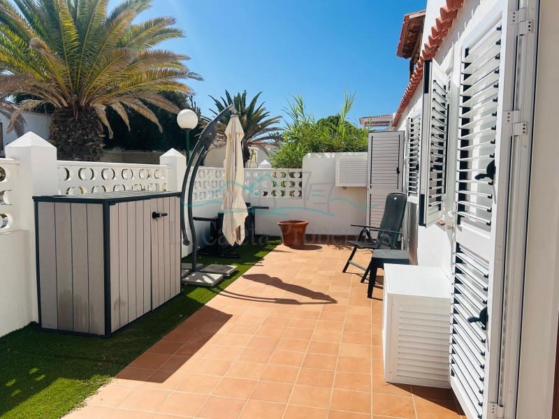 4 soveværelse Villa til salg i La Caleta Adeje med swimmingpool - € 1.400.000 (Ref: 10054942)