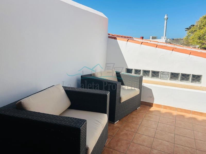4 soveværelse Villa til salg i La Caleta Adeje med swimmingpool - € 1.400.000 (Ref: 10054942)