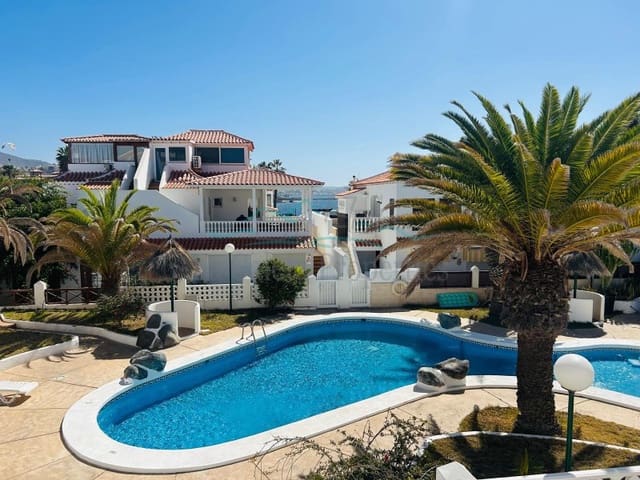 4 soveværelse Villa til salg i La Caleta Adeje, Adeje med swimmingpool - € 1.400.000 (Ref: 10054942)