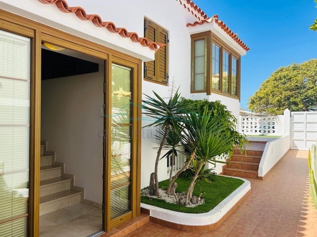 4 soveværelse Villa til salg i La Caleta Adeje, Adeje med swimmingpool - € 1.400.000 (Ref: 10054942)
