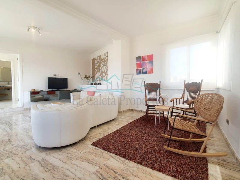 4 soveværelse Byhus til salg i Costa Adeje med garage - € 1.650.000 (Ref: 5286747)