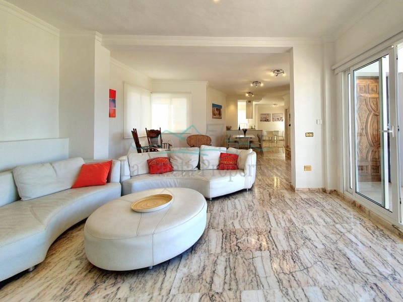 4 soveværelse Byhus til salg i Costa Adeje med garage - € 1.650.000 (Ref: 5286747)