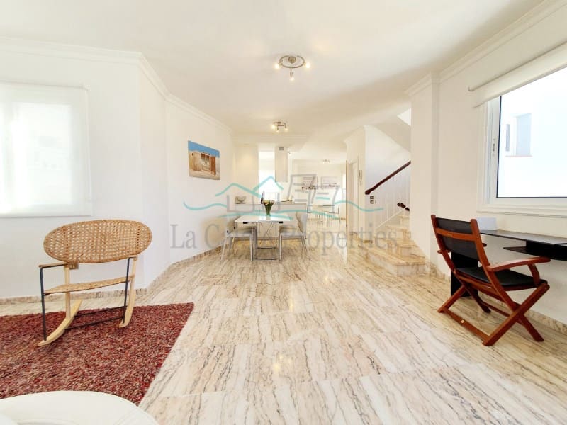 4 soveværelse Byhus til salg i Costa Adeje med garage - € 1.650.000 (Ref: 5286747)