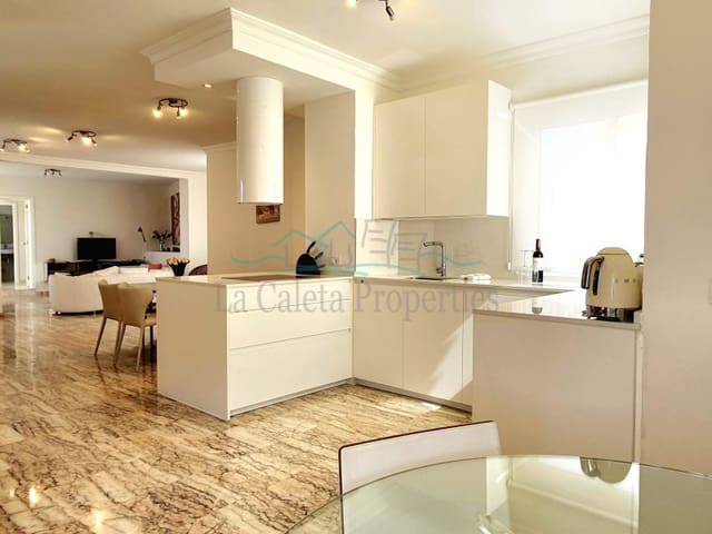 4 Zimmer Haus zu verkaufen in La Caleta Adeje, Adeje mit Garage - 1.650.000 € (Ref: 5286747)