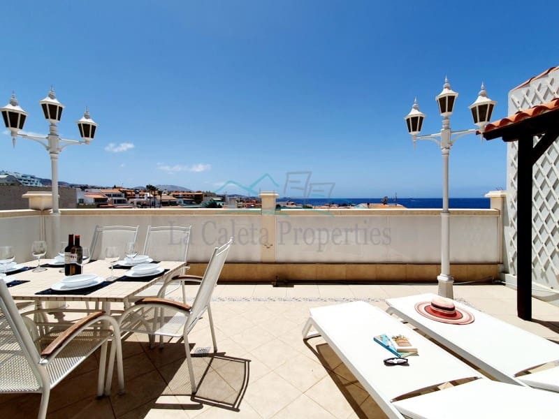 4 soveværelse Byhus til salg i Costa Adeje med garage - € 1.650.000 (Ref: 5286747)