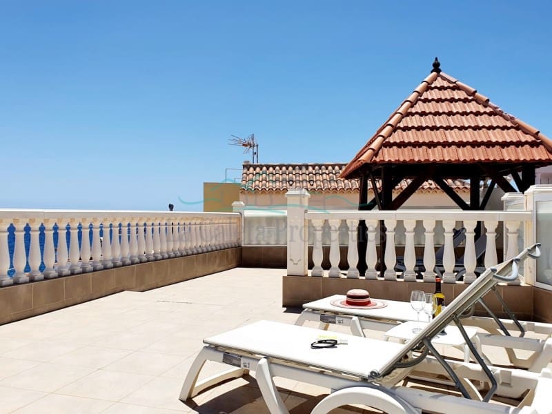 4 soveværelse Byhus til salg i Costa Adeje med garage - € 1.650.000 (Ref: 5286747)