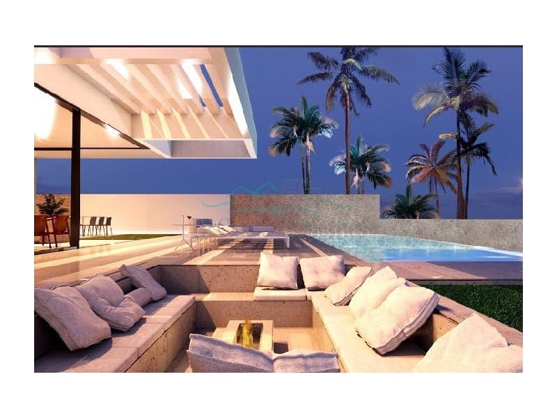 Villa for sale in Costa Adeje with garage - € 2,700,000 (Ref: 6648321)