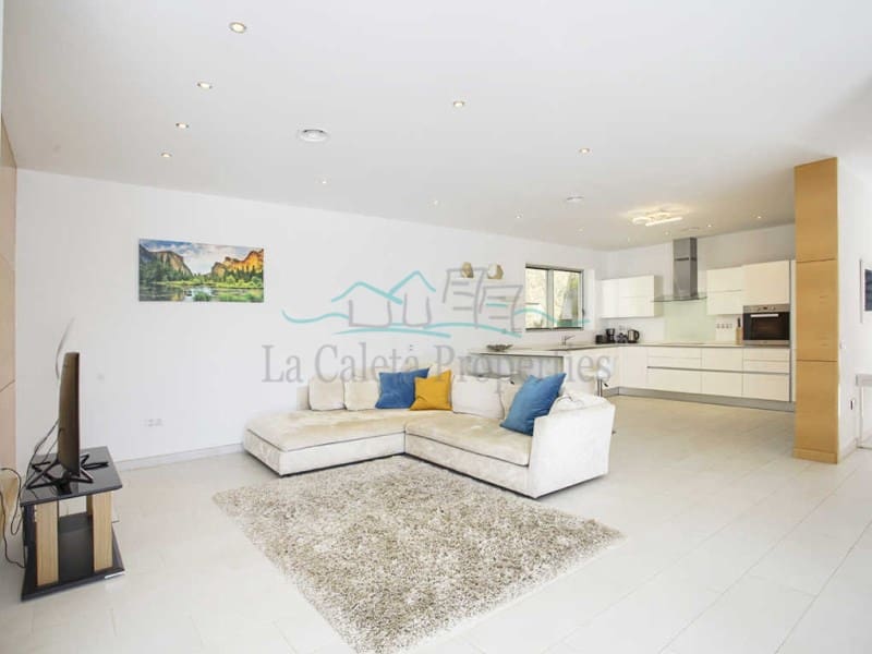 Chalet de 4 habitaciones en Costa Adeje en venta con piscina garaje - 3.600.000 € (Ref: 6829220)
