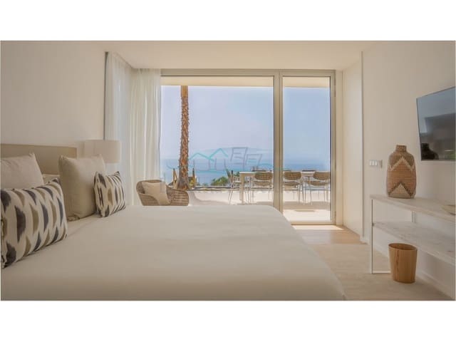 Villa til salg i Playa San Juan, Guía de Isora med swimmingpool - € 2.035.000 (Ref: 6896065)