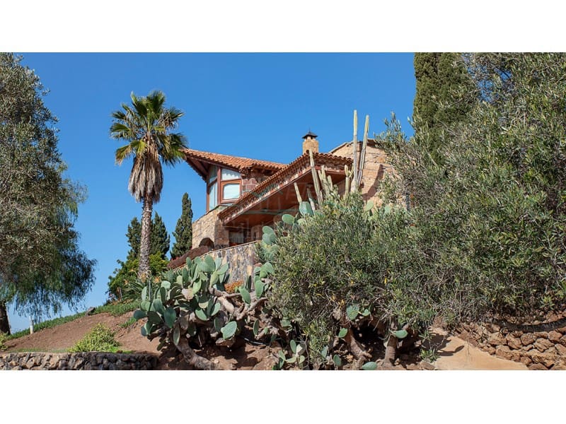 3 soveværelse Finca/Landehus til salg i Arona med garage - € 2.800.000 (Ref: 7123465)