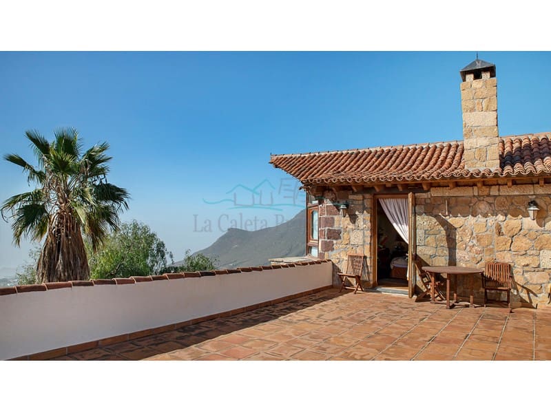 3 soveværelse Finca/Landehus til salg i Arona med garage - € 2.800.000 (Ref: 7123465)