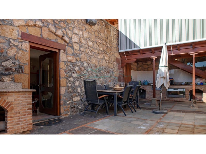 3 soveværelse Finca/Landehus til salg i Arona med garage - € 2.800.000 (Ref: 7123465)