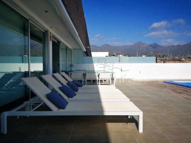 2 sovrum Lägenhet till salu i Costa Adeje med pool - 1 295 000 € (Ref: 7187421)