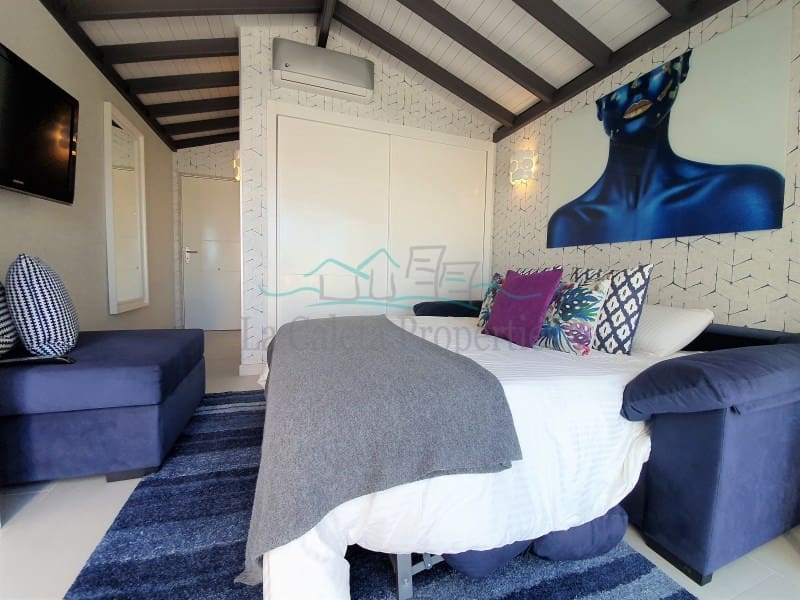 3 soveværelse Byhus til salg i Costa Adeje med swimmingpool garage - € 1.600.000 (Ref: 7412954)