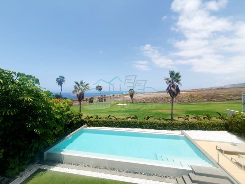 4 soveværelse Villa til salg i Costa Adeje med swimmingpool garage - € 3.900.000 (Ref: 7715444)
