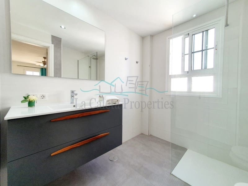 Villa til leje i Costa Adeje med swimmingpool - € 10.000 (Ref: 7741513)