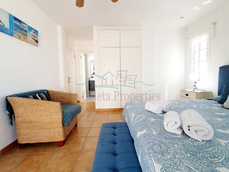 Villa til leje i Costa Adeje med swimmingpool - € 10.000 (Ref: 7741513)