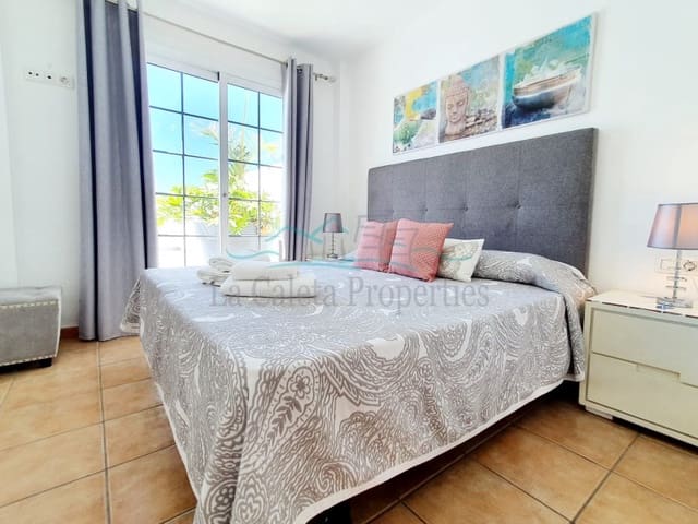 Villa til leie i La Caleta Adeje, Adeje med svømmebasseng - € 10 000 (Ref: 7741513)