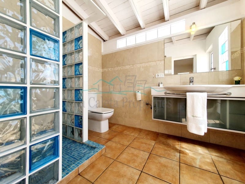 Villa til leje i Costa Adeje med swimmingpool - € 10.000 (Ref: 7741513)