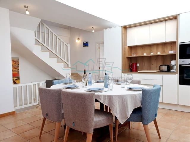 Villa til leie i La Caleta Adeje, Adeje med svømmebasseng - € 10 000 (Ref: 7741513)