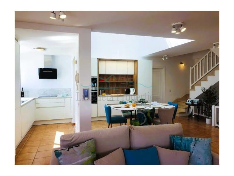 Villa til leje i Costa Adeje med garage - € 10.000 (Ref: 7741514)