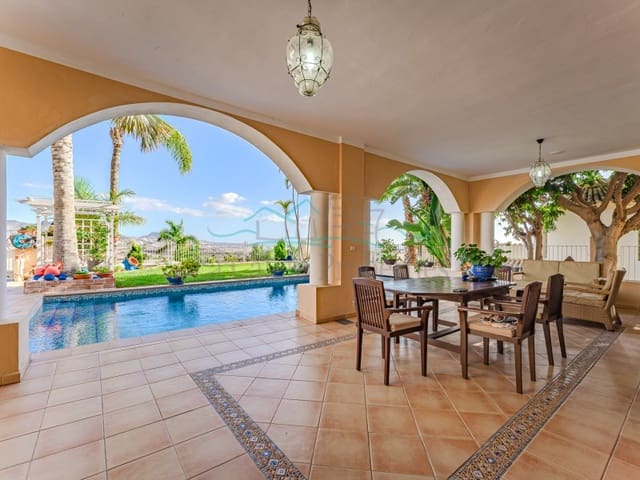 5 soveværelse Villa til salg i La Caleta Adeje, Adeje med swimmingpool garage - € 4.990.000 (Ref: 8005696)