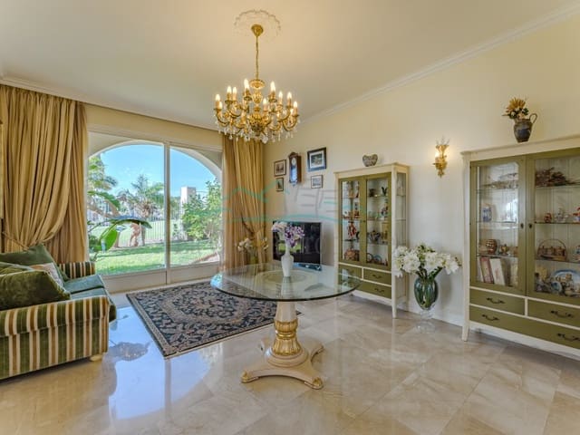 5 soveværelse Villa til salg i La Caleta Adeje, Adeje med swimmingpool garage - € 4.990.000 (Ref: 8005696)