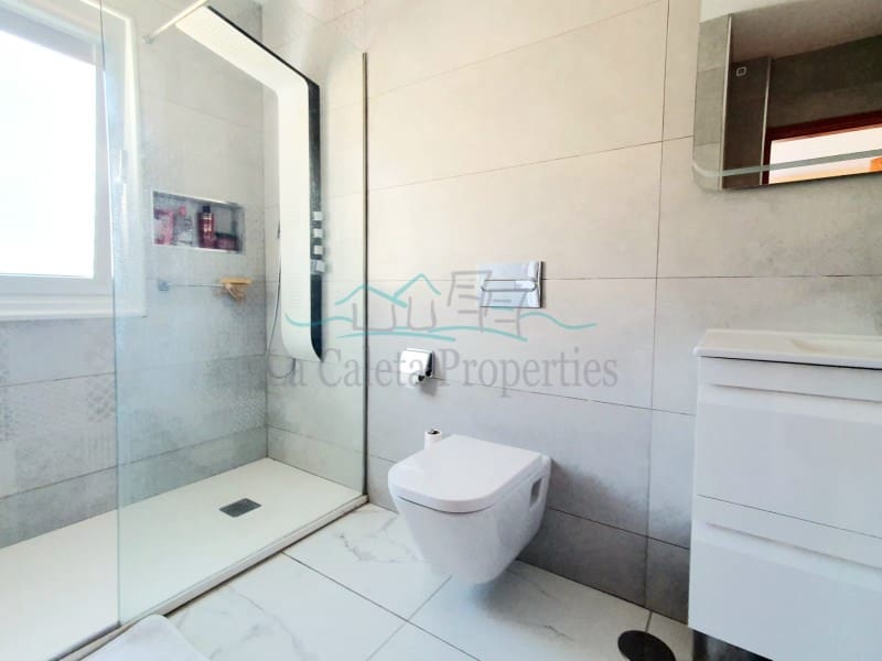 4 chambre Maison de Ville à vendre à Costa Adeje - 649 000 € (Ref: 8243663)