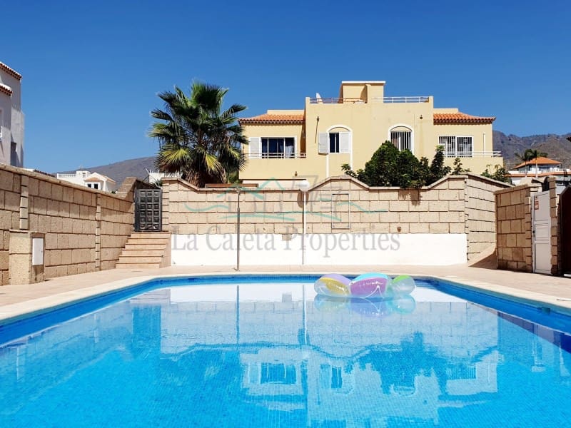 4 chambre Maison de Ville à vendre à Costa Adeje - 649 000 € (Ref: 8243663)