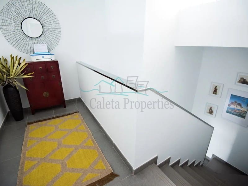 3 sypialnia Dom na sprzedaż w Costa Adeje z garażem - 1 690 000 € (Ref: 8462267)