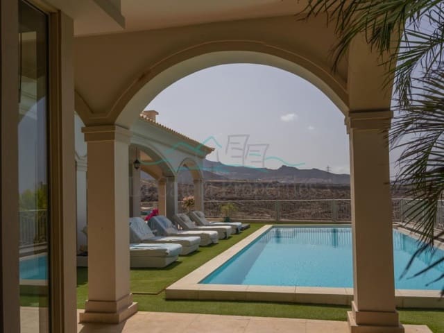 6 bedroom Villa for sale in Costa Adeje, Adeje with garage - € 5,950,000 (Ref: 8584491)