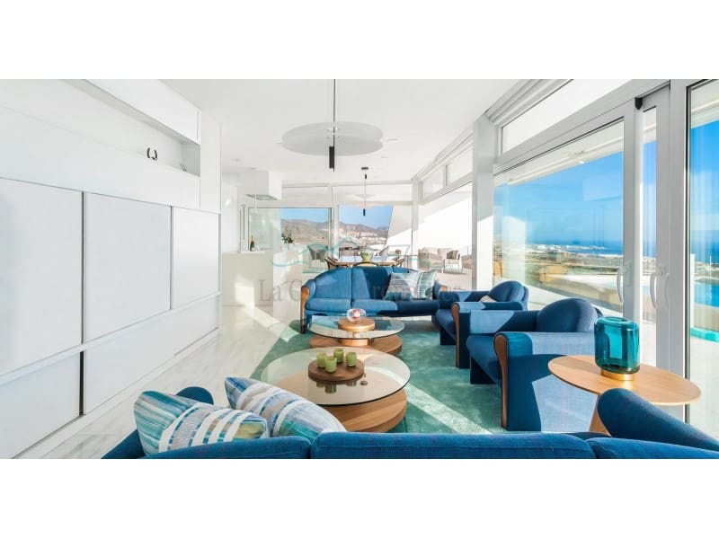 5 slaapkamer Villa te koop in Costa Adeje met garage - € 6.500.000 (Ref: 8597289)